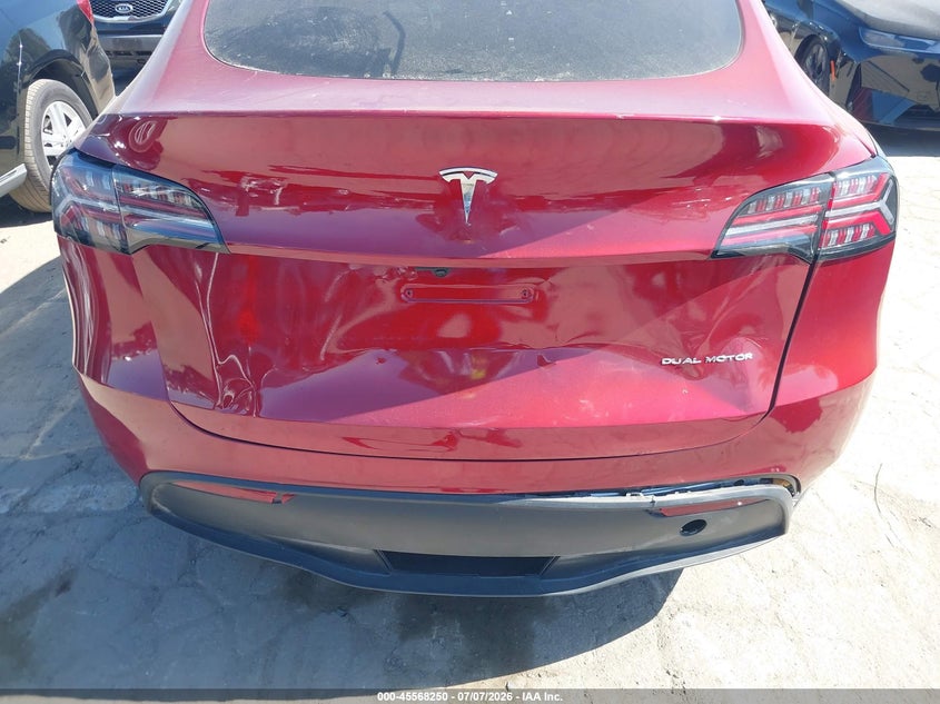 2024 Tesla Model y VIN 7SAYGDEE1RA253434 IAAI salvage auction — REAR END, Salvage (California), sold $11,750 on 2026-07-08 (photo 6)