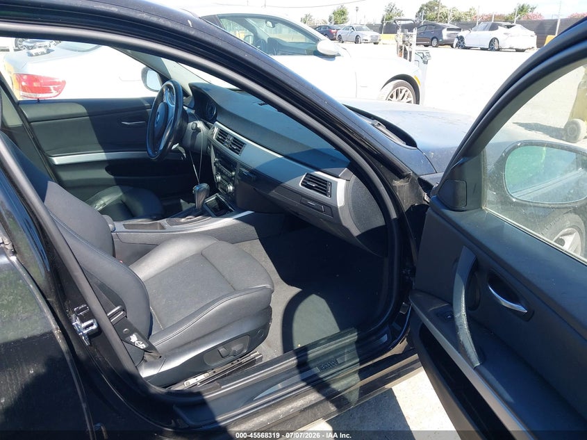 2009 BMW 3 series VIN WBAPM73589A365534 IAAI salvage auction — NORMAL WEAR, Clear - Dealer Only (California), sold $1,750 on 2026-07-16 (photo 5)