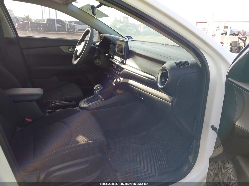 2019 Kia Forte VIN 3KPF24AD5KE061268 IAAI salvage auction — FRONT & REAR, Original (Texas), sold $1,950 on 2026-09-15 (photo 5)
