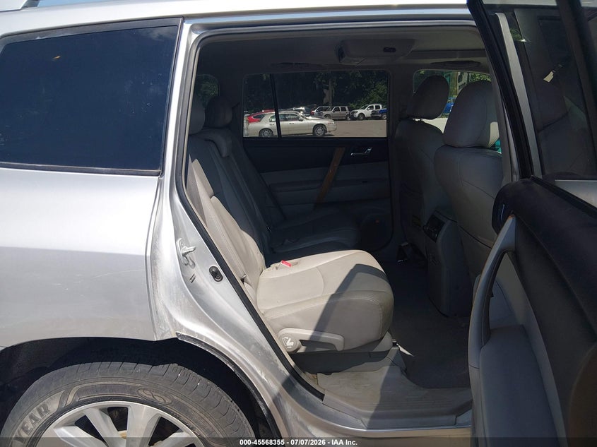 2010 Toyota Highlander VIN JTEJW3EH1A2046330 IAAI salvage auction — FRONT END, Salvage (Missouri), sold $1,450 on 2026-08-01 (photo 8)