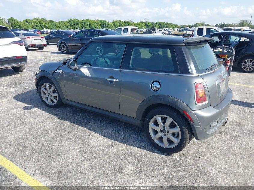 2010 Mini Cooper VIN WMWMF7C58ATW89394 IAAI salvage auction — FRONT END, Rebuildable (Florida), sold $375 on 2026-08-20 (photo 3)