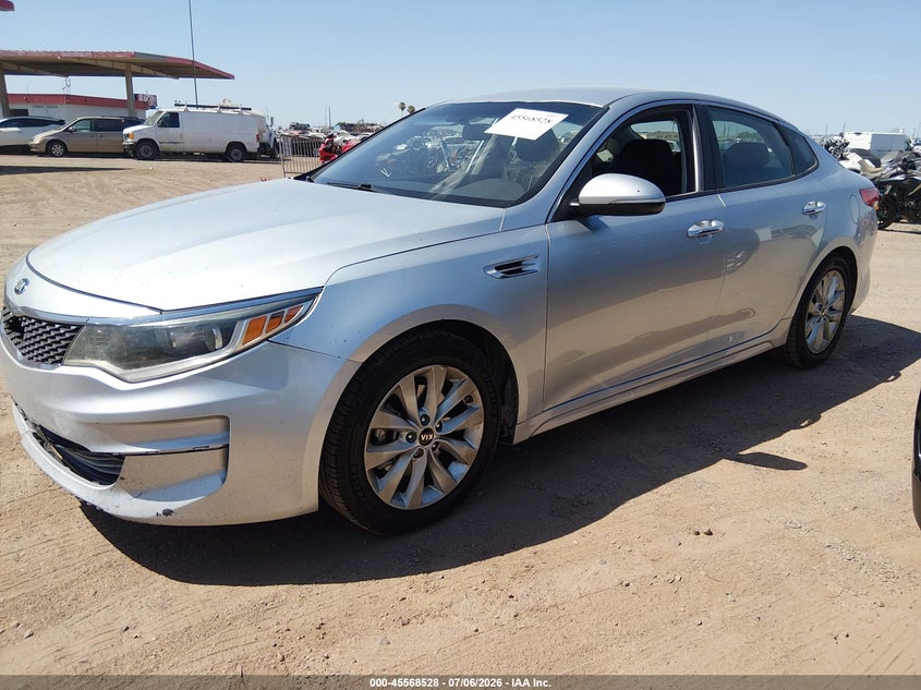 2018 Kia Optima VIN 5XXGT4L38JG252551 IAAI salvage auction — NORMAL WEAR, Salvage Title, sold $2,200 on 2026-07-14 (photo 2)