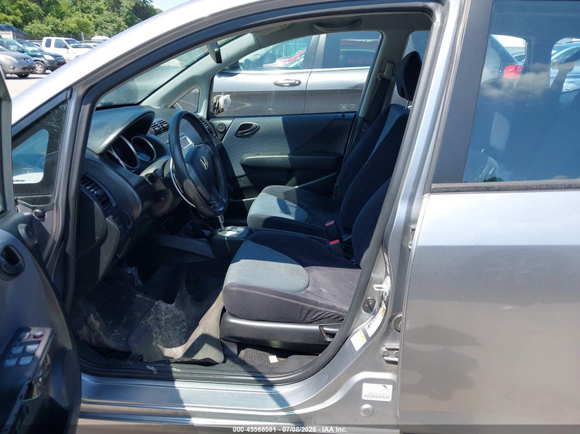 2007 Honda Fit VIN JHMGD38647S042794 IAAI salvage auction — SIDE, Salvage - Greater Than 75% (Maryland), sold $450 on 2026-08-01 (photo 5)