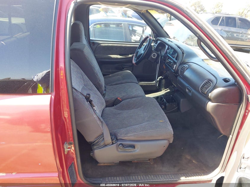 1999 Dodge Ram 1500 VIN 3B7HC12YXXG218519 IAAI salvage auction — NORMAL WEAR, Salvage Title - Dealer (California), sold $175 on 2026-07-09 (photo 5)