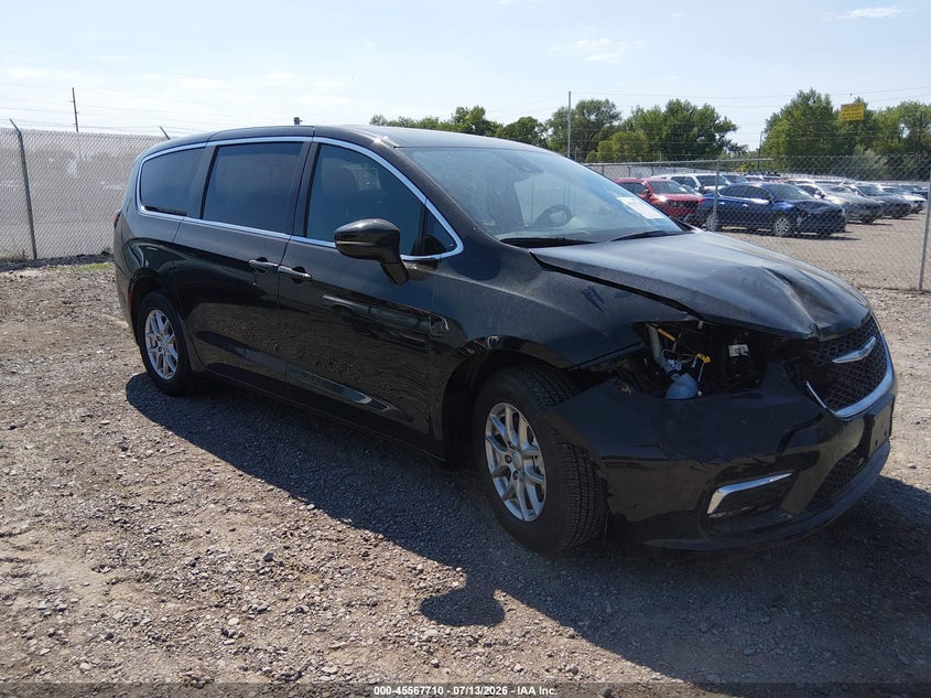 2026 Chrysler Pacifica VIN 2C4RC1BG8TR263622 IAAI salvage auction — RIGHT FRONT, Enterprise Vehicles Clear Only (California), sold $14,000 on 2026-07-17 (photo 1)