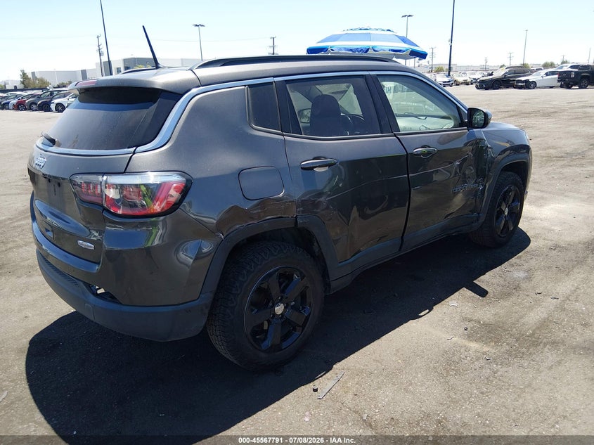 2018 Jeep Compass VIN 3C4NJCBB6JT469164 IAAI salvage auction — RIGHT SIDE, Salvage Title, sold $3,750 on 2026-08-14 (photo 4)