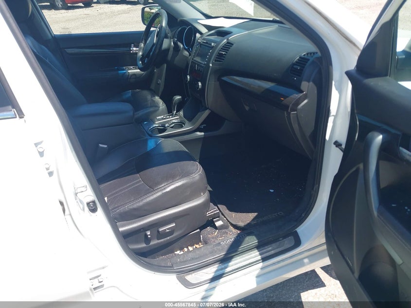 2012 Kia Sorento VIN 5XYKW4A2XCG268857 IAAI salvage auction — NORMAL WEAR, Clear (Illinois), sold $2,350 on 2026-07-13 (photo 5)