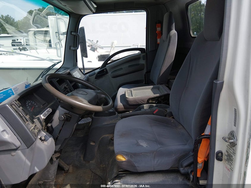2008 Isuzu Dsl reg VIN JALC4W16887003768 IAAI salvage auction — FRONT END, Clear (Virginia), sold $2,250 on 2026-07-09 (photo 6)