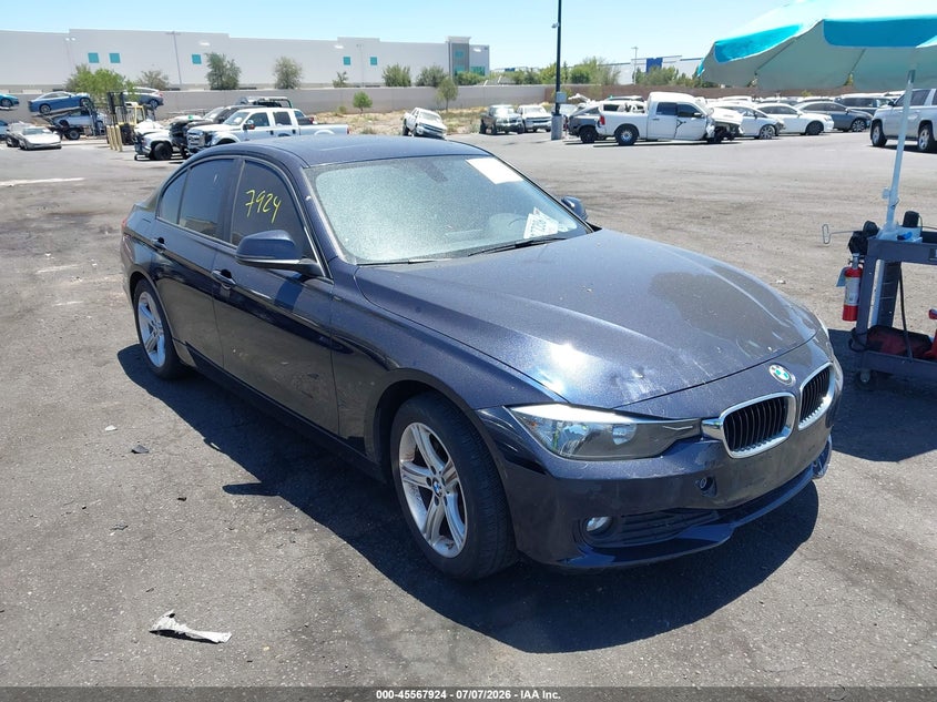 2015 BMW 3er VIN WBA3B1C59FK136318 IAAI salvage auction — REAR END, Salvage Title, sold $1,925 on 2026-08-07 (photo 1)