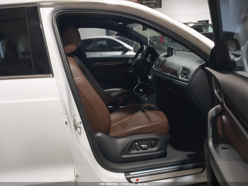 2016 Audi Q3 VIN WA1GFCFS3GR008469 IAAI salvage auction — NORMAL WEAR, Salvage Title, sold $1,800 on 2026-07-19 (photo 5)