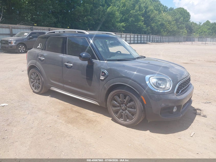 2018 Mini Countryman VIN WMZYT3C31J3E00394 IAAI salvage auction — LEFT FRONT, Wait Title, sold $2,800 on 2026-08-29 (photo 1)