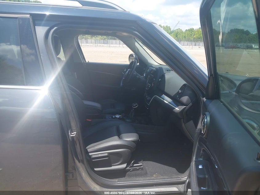 2018 Mini Countryman VIN WMZYT3C31J3E00394 IAAI salvage auction — LEFT FRONT, Wait Title, sold $2,800 on 2026-08-29 (photo 5)