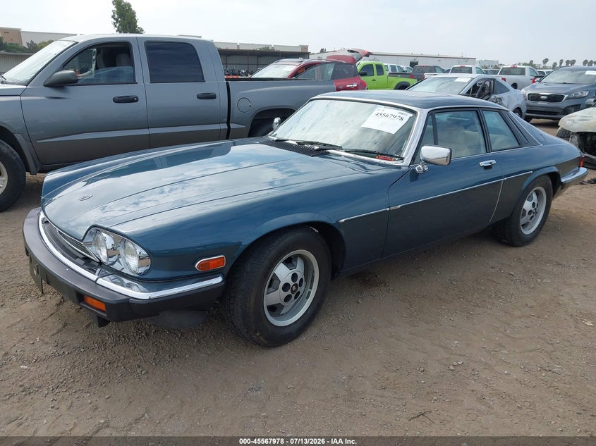 1986 Jaguar Xj series VIN SAJNV5842GC126964 IAAI salvage auction — NORMAL WEAR, Clear - Dealer Only (California), sold $4,550 on 2026-07-20 (photo 2)