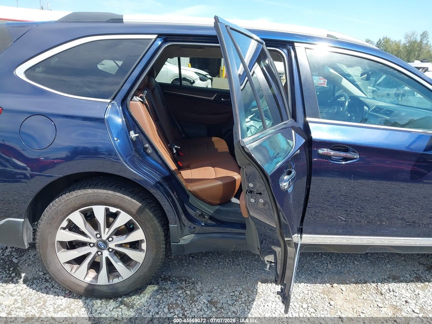 2018 Subaru Outback VIN 4S4BSATC4J3212281 IAAI salvage auction — LEFT SIDE, Salvage Title, sold $2,250 on 2026-08-03 (photo 8)