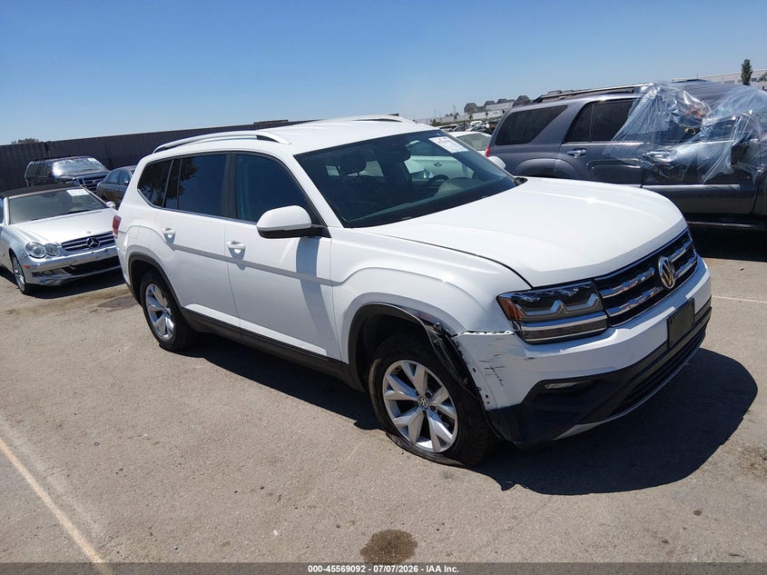 2018 Volkswagen Atlas VIN 1V2DR2CA5JC587544 IAAI salvage auction — FRONT END, Wait Title, sold $7,200 on 2026-08-27 (photo 1)
