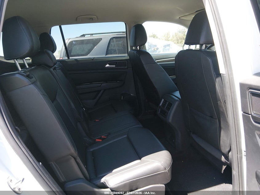 2018 Volkswagen Atlas VIN 1V2DR2CA5JC587544 IAAI salvage auction — FRONT END, Wait Title, sold $7,200 on 2026-08-27 (photo 8)