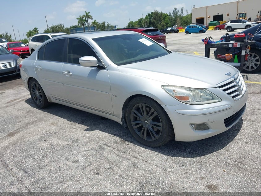 2009 Hyundai Genesis VIN KMHGC46F39U055200 IAAI salvage auction — NORMAL WEAR, Clear (Florida), sold $950 on 2026-07-16 (photo 1)