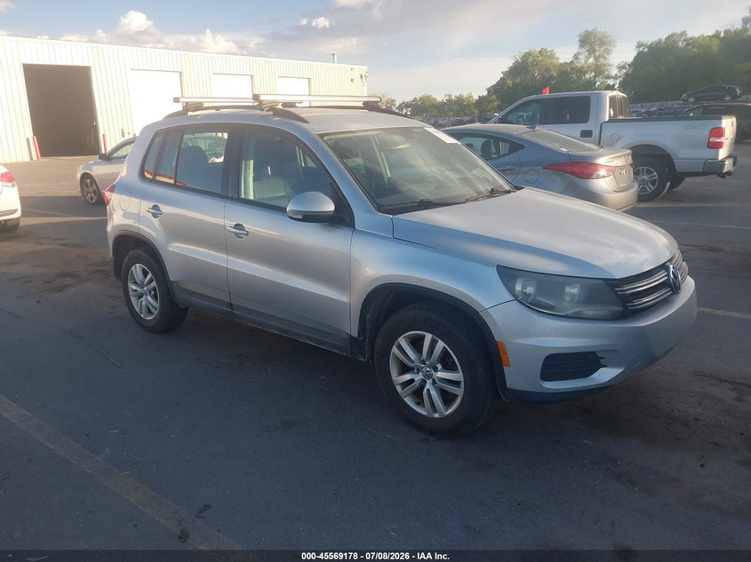 2017 Volkswagen Tiguan VIN WVGBV7AX8HK025478 IAAI salvage auction — NORMAL WEAR, Clear (Utah), sold $1,100 on 2026-07-11 (photo 1)