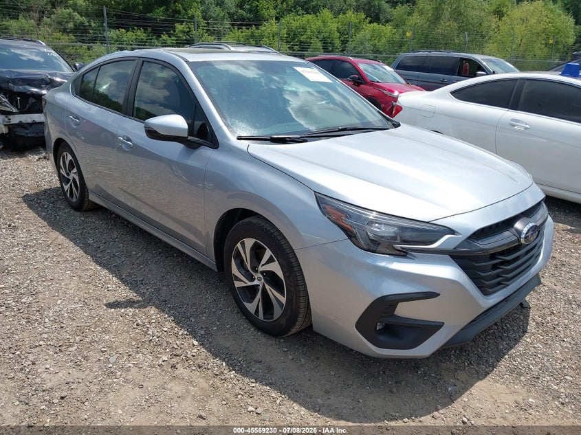 2025 Subaru LEGACY VIN 4S3BWAF60S3014166 — IAAI salvage auction photo