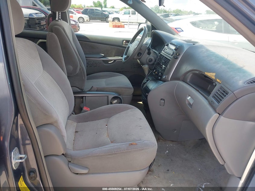2008 Toyota Sienna VIN 5TDZK23CX8S141833 IAAI salvage auction — NORMAL WEAR, Original (Texas), sold $900 on 2026-07-15 (photo 5)