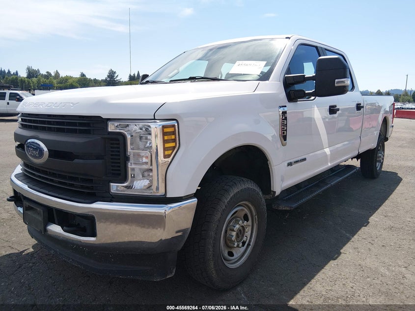 2019 Ford F-350 VIN 1FT8W3BTXKEF41167 IAAI salvage auction — NORMAL WEAR, Sf97 (Oregon), sold $2,550 on 2026-07-29 (photo 2)