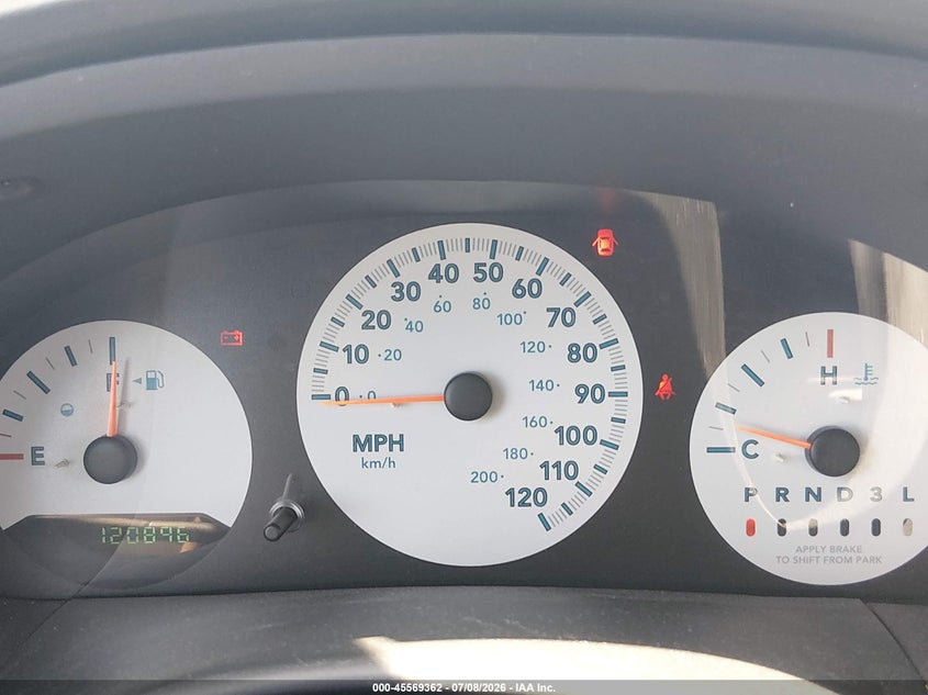 2007 Chrysler Town & country VIN 1A4GJ45R178152310 IAAI salvage auction — NORMAL WEAR, Clear (California), sold $850 on 2026-08-01 (photo 7)
