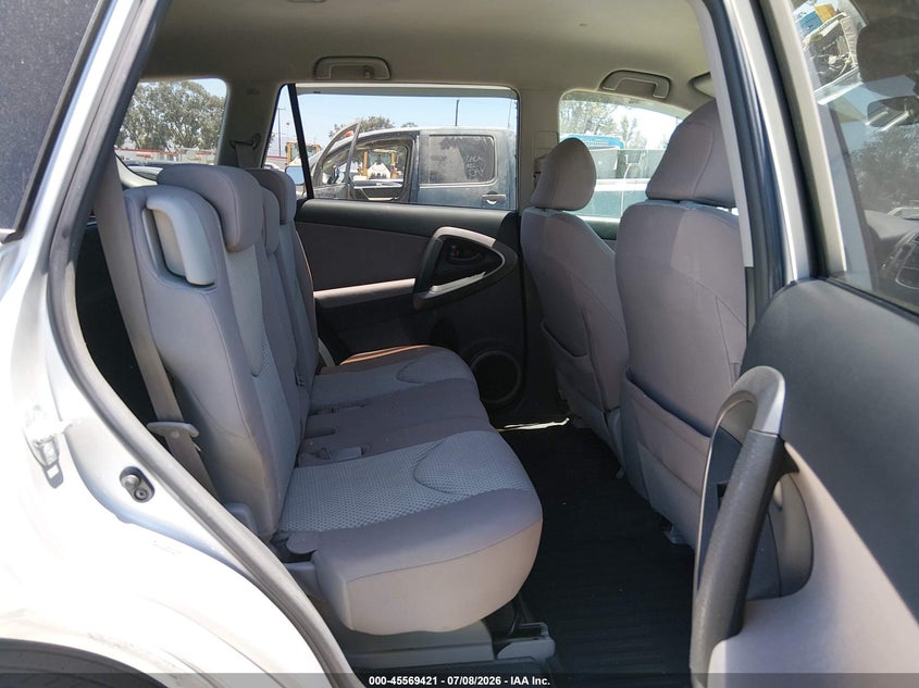 2008 Toyota Rav 4 VIN JTMZD33V685099622 IAAI salvage auction — RIGHT FRONT, Salvage (California), sold $1,775 on 2026-07-22 (photo 8)