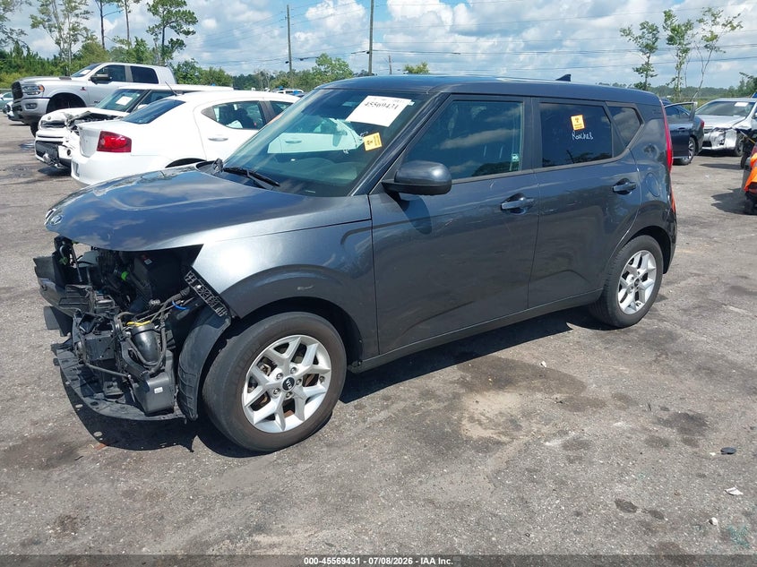2021 Kia Soul VIN KNDJ23AU8M7746680 IAAI salvage auction — BIOHAZARD/CHEMICAL, Salvage Title, sold $1,500 on 2026-08-01 (photo 2)