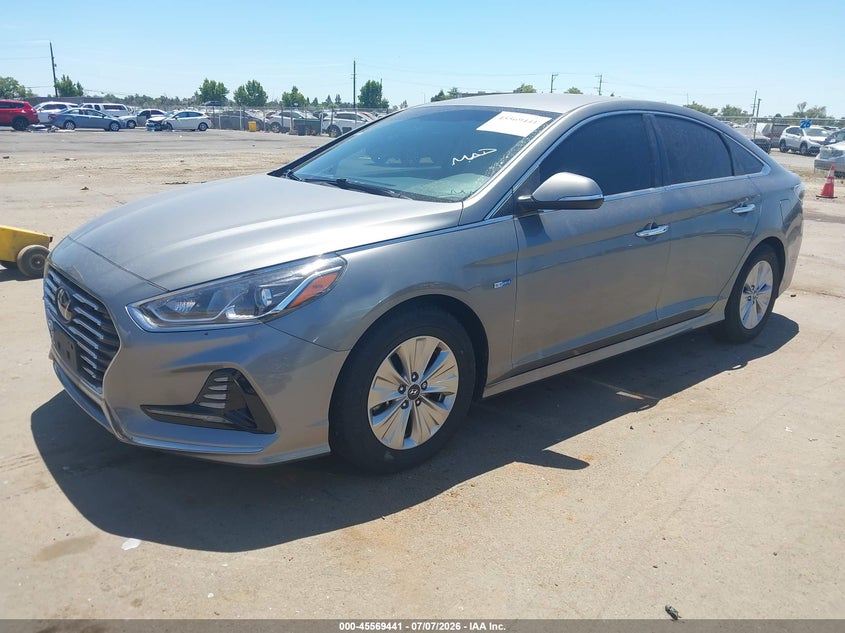 2018 Hyundai Sonata VIN KMHE24L3XJA085837 IAAI salvage auction — NORMAL WEAR, Salvage Title, sold $1,900 on 2026-07-22 (photo 2)
