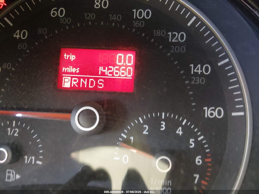 2008 Volkswagen Beetle VIN 3VWPG31Y68M416754 IAAI salvage auction — NORMAL WEAR, Clear (Nevada), sold $200 on 2026-07-19 (photo 7)