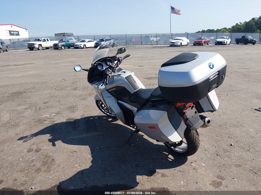 2007 BMW K 1200 VIN WB10597017ZN46935 IAAI salvage auction — NORMAL WEAR, Clear (Mississippi), sold $1,800 on 2026-07-15 (photo 3)