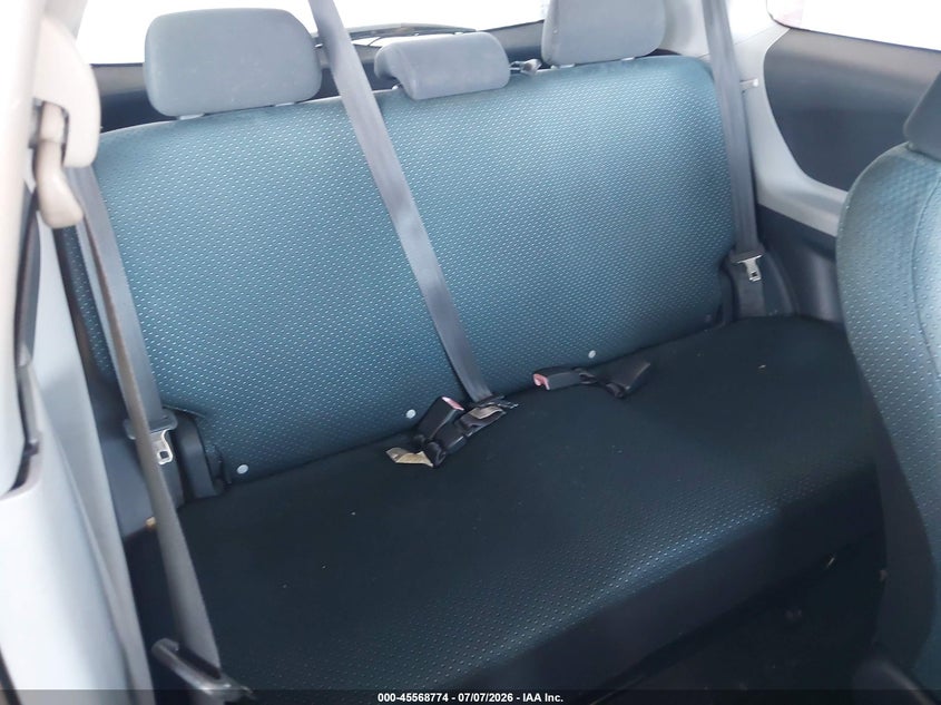 2007 Toyota Yaris VIN JTDJT923575110823 IAAI salvage auction — NORMAL WEAR, Clear (Florida), sold $450 on 2026-07-29 (photo 8)