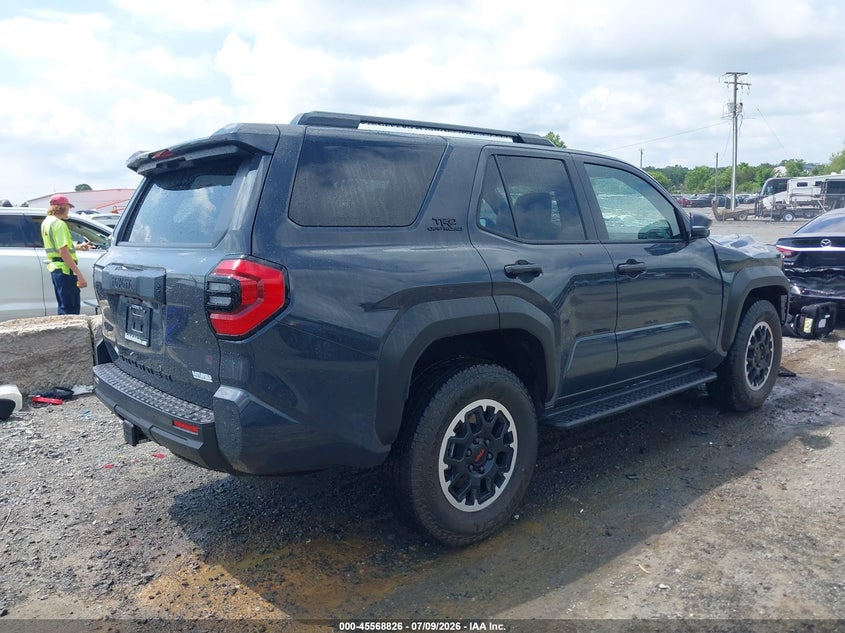2026 Toyota 4runner VIN JTEVA5BR1T5124955 IAAI salvage auction — STORM DAMAGE, Salvage Title, sold $17,600 on 2026-07-28 (photo 4)