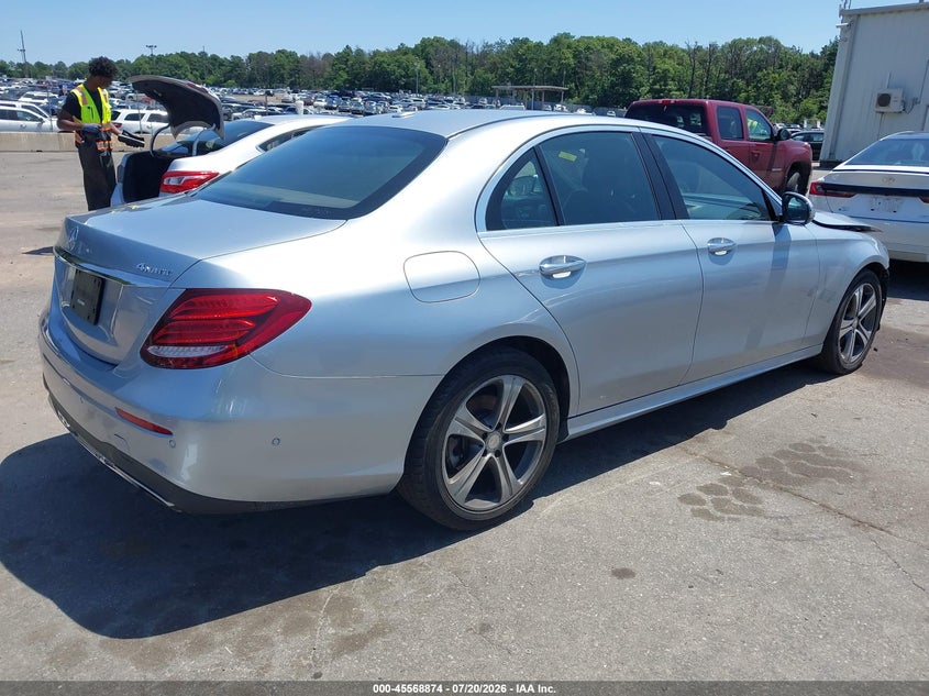 2017 Mercedes-benz E-klasse VIN WDDZF4KB7HA084096 IAAI salvage auction — FRONT END, Mv-907A (New York), sold $1,050 on 2026-07-28 (photo 4)
