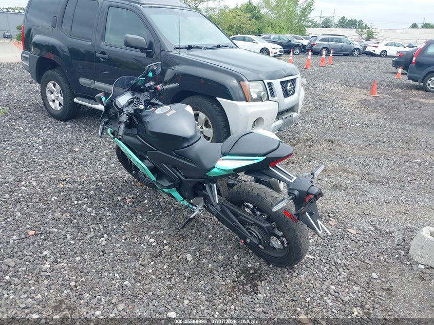 2026 Yamaha VIN MH3RH25E6TK007559 IAAI salvage auction — FRONT END, Salvage Title, sold $925 on 2026-07-28 (photo 3)