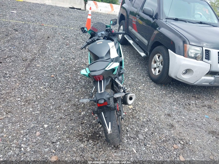 2026 Yamaha VIN MH3RH25E6TK007559 IAAI salvage auction — FRONT END, Salvage Title, sold $925 on 2026-07-28 (photo 6)