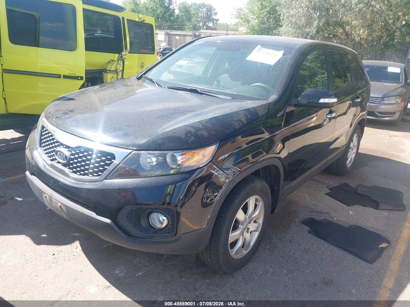 2013 Kia Sorento VIN 5XYKT3A12DG392505 IAAI salvage auction — NORMAL WEAR, Clear (Colorado), sold $650 on 2026-07-21 (photo 2)