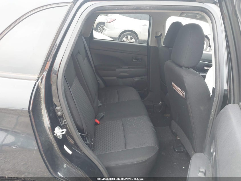 2011 Mitsubishi Outlander VIN JA4AR4AU1BZ015473 IAAI salvage auction — FRONT END, Salvage (Pennsylvania), sold $425 on 2026-07-21 (photo 8)
