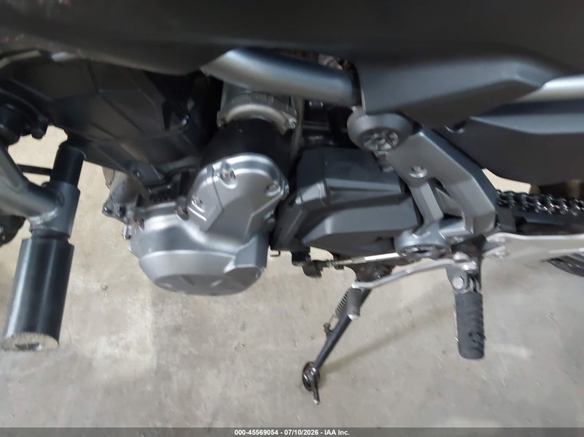 2017 Kawasaki Er VIN JKAEREH13HDA01294 IAAI salvage auction — FRONT END, Salvage (North Carolina), sold $625 on 2026-07-29 (photo 9)