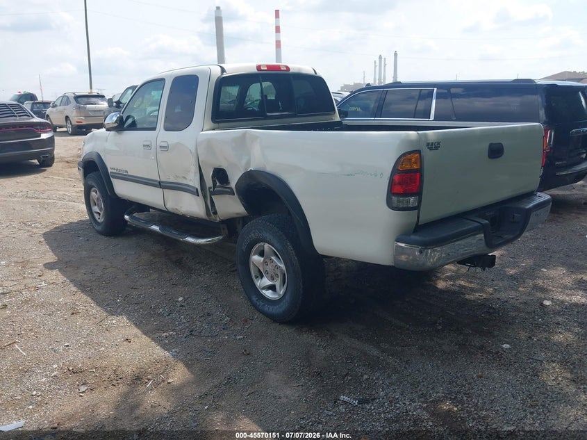 2000 Toyota Tundra VIN 5TBBT4414YS014964 IAAI salvage auction — SIDE, Salvage (Indiana), sold $50 on 2026-07-29 (photo 3)