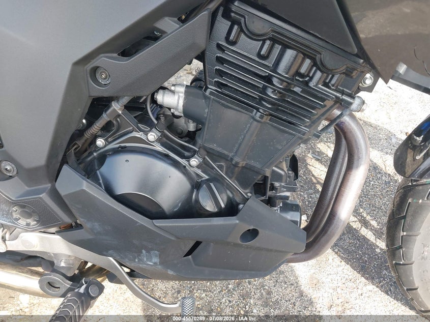 2021 Kawasaki VIN JKALE8C10MDA10914 IAAI salvage auction — FRONT END, Salvage Title, sold $625 on 2026-09-13 (photo 8)
