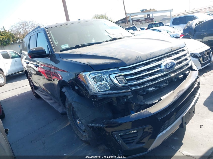 2019 Ford Expedition VIN 1FMJK1HT4KEA28582 — IAAI salvage auction photo