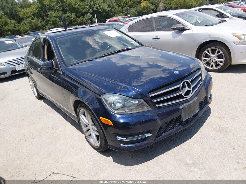 2014 Mercedes-benz C-klasse VIN WDDGF4HB2EG229861 IAAI salvage auction — NORMAL WEAR, Original (Texas), sold $600 on 2026-07-29 (photo 1)