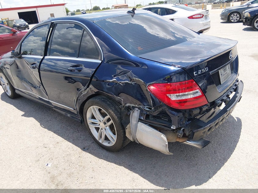 2014 Mercedes-benz C-klasse VIN WDDGF4HB2EG229861 IAAI salvage auction — NORMAL WEAR, Original (Texas), sold $600 on 2026-07-29 (photo 6)