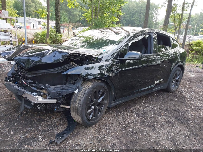 2023 Tesla Model x VIN 7SAXCBE52PF377482 IAAI salvage auction — FRONT END, Salvage (Virginia), sold $15,250 on 2026-08-20 (photo 2)