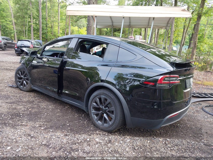 2023 Tesla Model x VIN 7SAXCBE52PF377482 IAAI salvage auction — FRONT END, Salvage (Virginia), sold $15,250 on 2026-08-20 (photo 3)