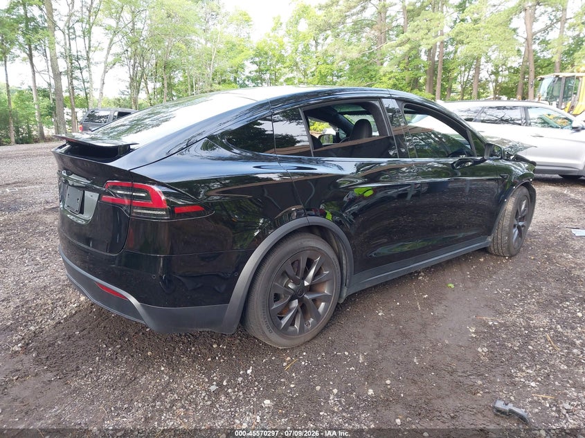 2023 Tesla Model x VIN 7SAXCBE52PF377482 IAAI salvage auction — FRONT END, Salvage (Virginia), sold $15,250 on 2026-08-20 (photo 4)