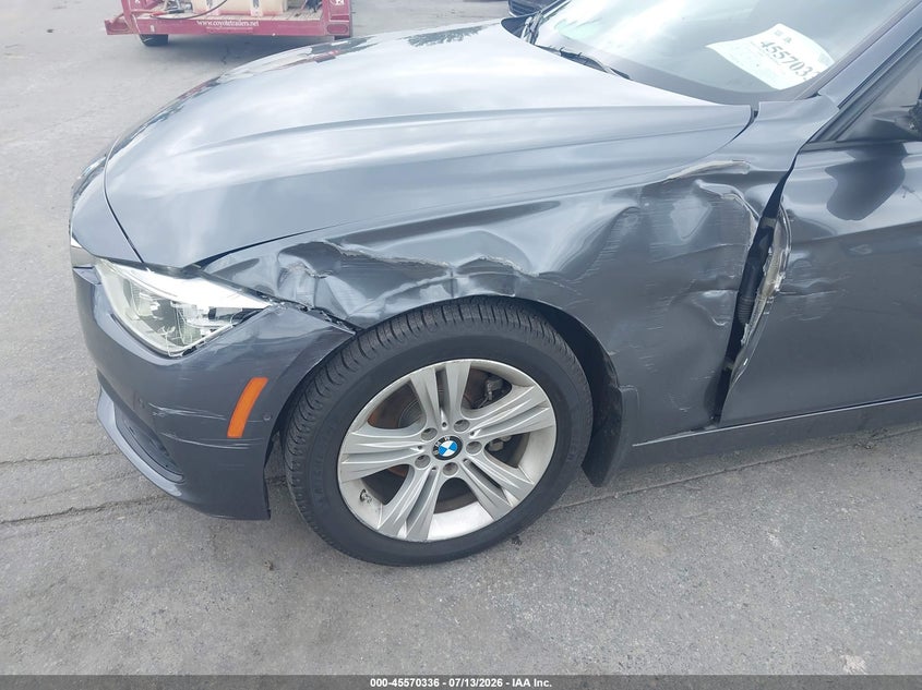 2016 BMW 3er VIN WBA8E9C55GK647277 IAAI salvage auction — LEFT SIDE, Salvage (North Carolina), sold $2,400 on 2026-07-29 (photo 6)