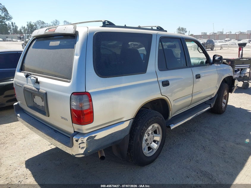2000 Toyota 4runner VIN JT3GM84R9Y0060529 IAAI salvage auction — NORMAL WEAR, Salvage (California), sold $1,000 on 2026-07-29 (photo 4)