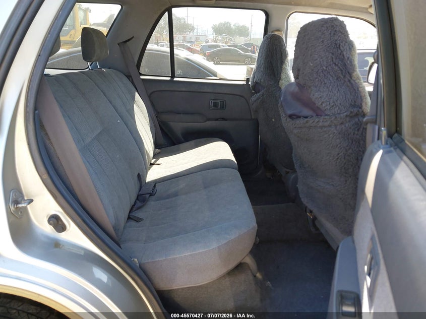 2000 Toyota 4runner VIN JT3GM84R9Y0060529 IAAI salvage auction — NORMAL WEAR, Salvage (California), sold $1,000 on 2026-07-29 (photo 8)